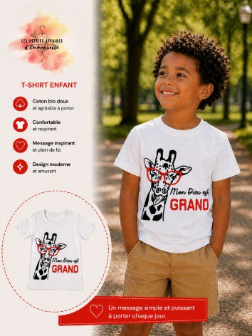 T-shirt enfant – "Mon Dieu est Grand"